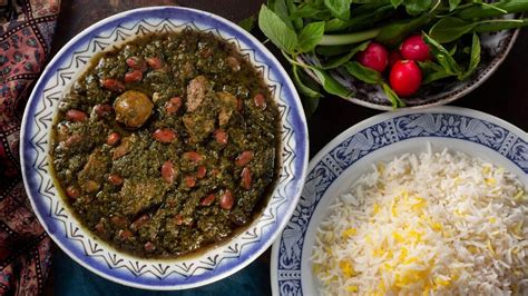  Gormeh Sabzi – Ein köstliches iranisches Kräutergericht voller Geschmack und Würze!